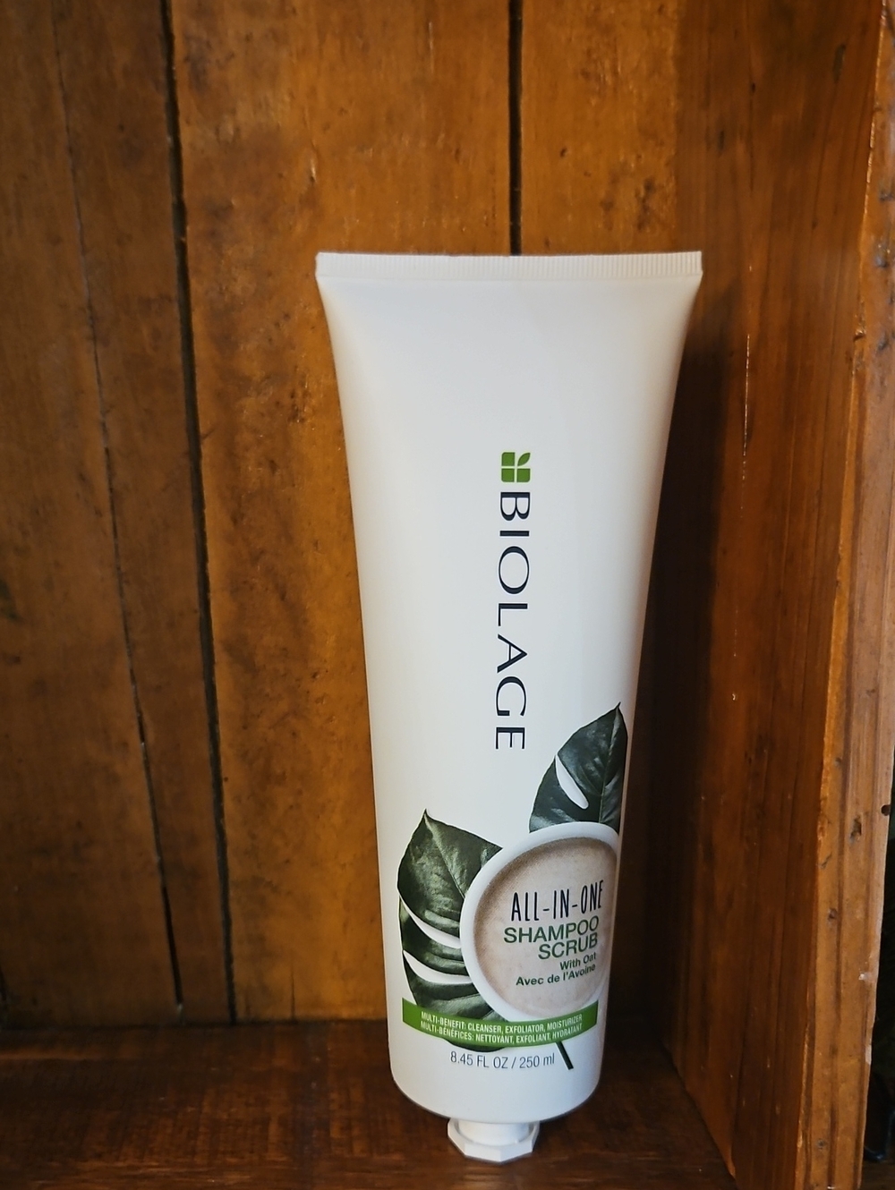 Biolage All-In-One Shampoo Scrub – White